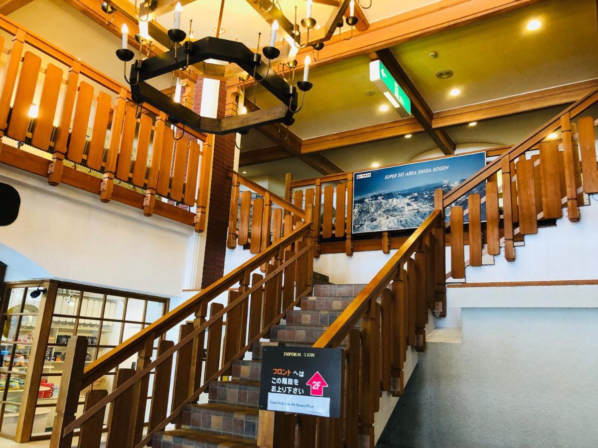 Hotel Sankt Moritz Shiga Shimotakai Exterior photo